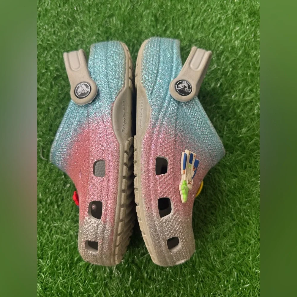 Crocs Kids Gradient Clogs with Fun Charms Size‎ J2